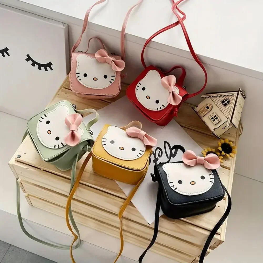 Hello Kitty Pink and White Handbags - Picture 2 of 2